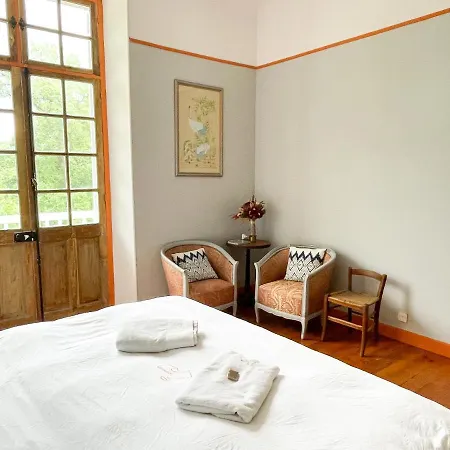 Maison Du Gave Bed and Breakfast
