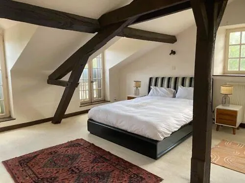 Maison Du Gave Bed & Breakfast 4*