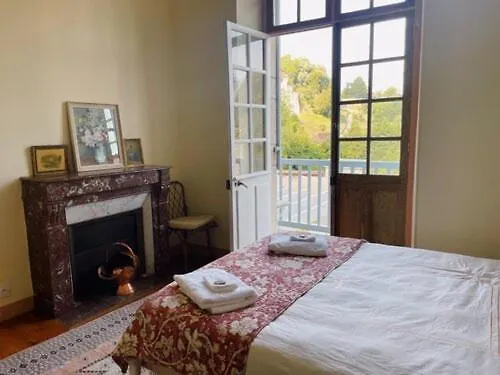 Maison Du Gave Bed & Breakfast