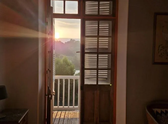 Bed & Breakfast Maison Du Gave 4*